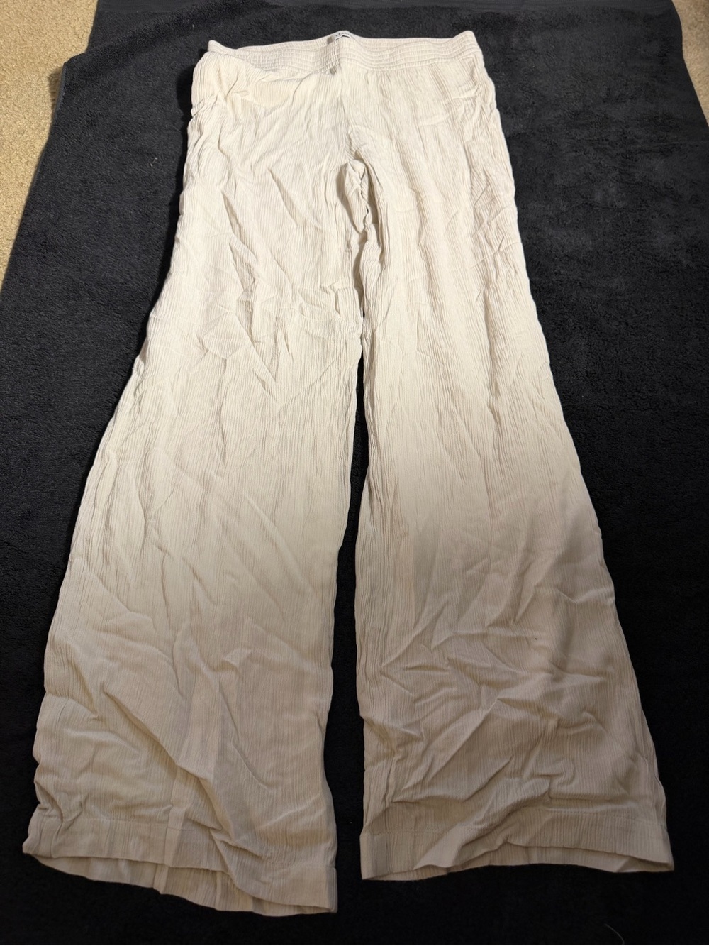 Aritzia babaton Skillled Pants Small Cream